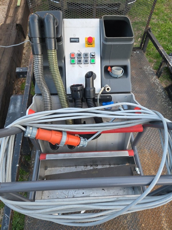 Escalator cleaning Machine JUMA Step 100 Walk-Behind Sweeper Corded Electric gallery