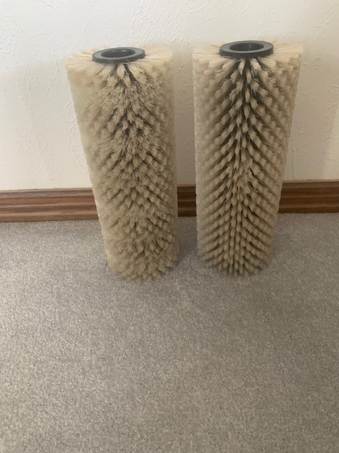 HOST Standard White Nylon Carpet Brush for LIBERAT0R M50221
