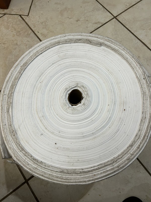 PIG MAT443 Absorbent Roll,Oil-Based Liquids,White 15x150 gallery