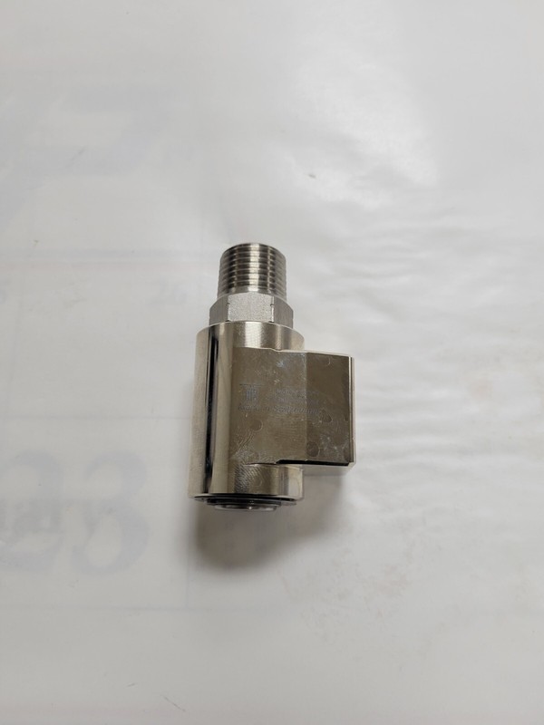 Mosmatic WDCL-12 90 Deg Swivel Stainless 1/2″ NPT-F 1/2″ NPT-M 43-363