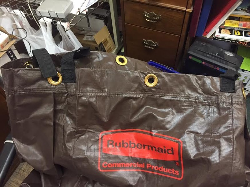 2x RUBBERMAID VINYL REPLACEMENT BAG Brown Maid Cart Zippered housekeeping hotel gallery