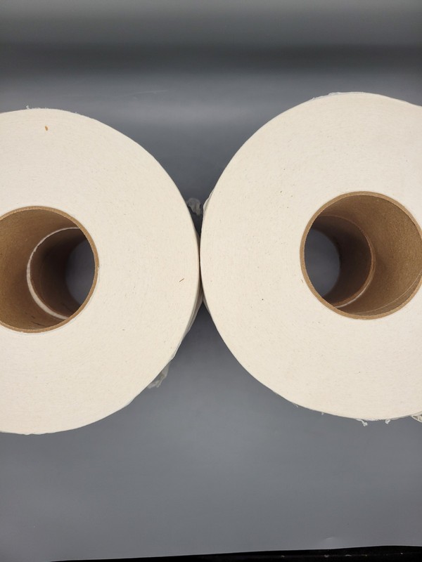 Scott 03148 3.55 in. x 1000 ft. 2-Ply Jumbo Roll Tissue - WT (4 Rolls/CT) New gallery