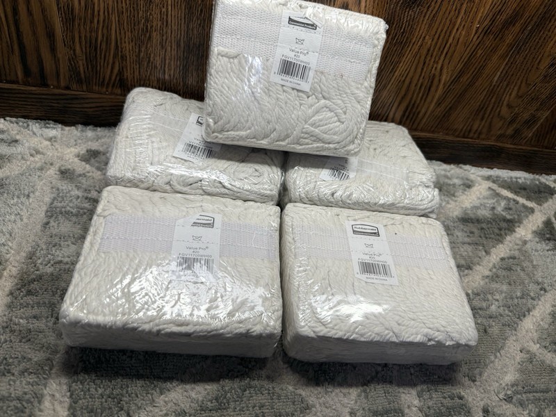 Lot Of 5 Rubbermaid Commercial 640-V117-00-WH #20 Value-Pro Cotton Mop