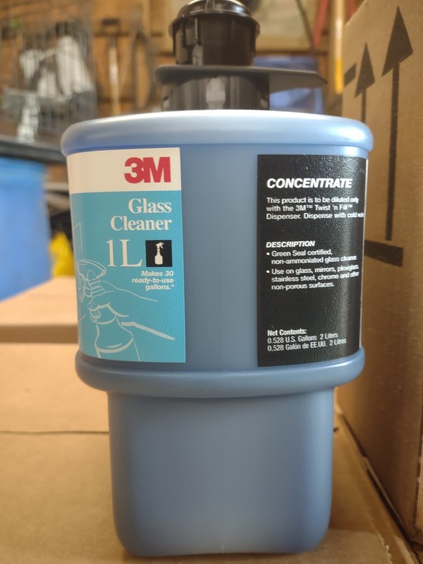 3M™ 1L Glass Cleaner Concentrate, 2 Liters 30 cases. Pick up only