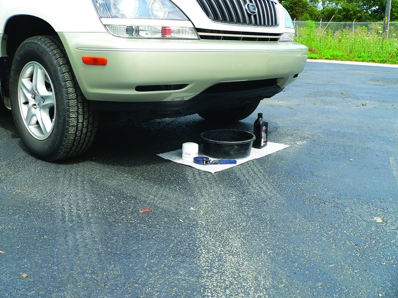 Oil Only Absorbent Pads - for Bilges, Boats, Vehicles and Tools - 6 Pack, Whi... gallery