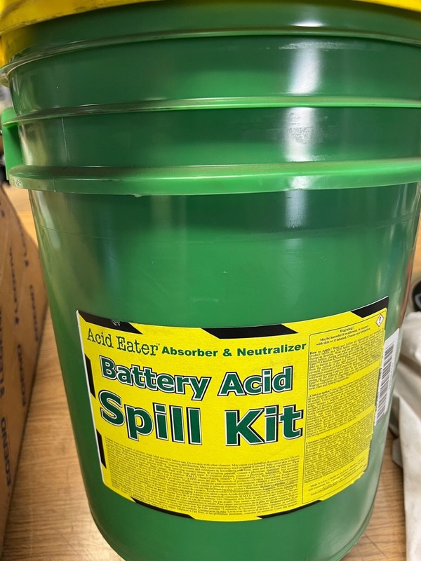ACID EATER Battery Acid Spill Kit: 2 gal Volume Absorbed Per Kit, 2 gal Absorben gallery