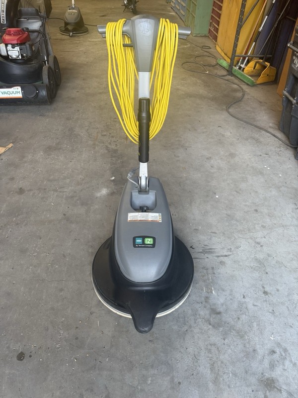 Tennant Nobles BR-2000-DC Dust Control High-Speed Burnisher UNIT #2