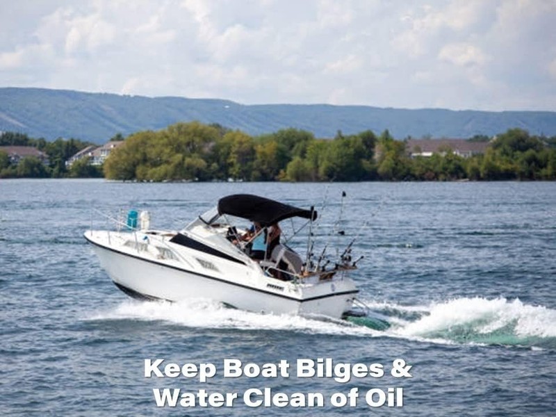 Oil Cleanup Pads 15 Inch x 18 Inch White 6 Pack Designed for Marine Environments gallery