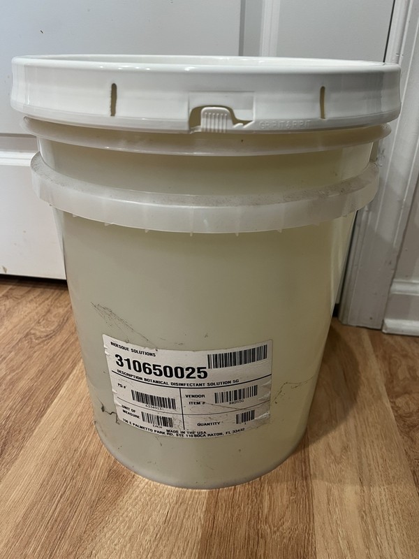 Bioesque Botanical Disinfectant Solution, 5 Gallons gallery