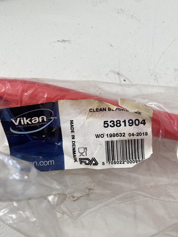 Lot Of 2 Vikan 5381904 3 1/2 In W Bottle Brush, Stiff, 10 1/4L Handle, 6 1/2l gallery