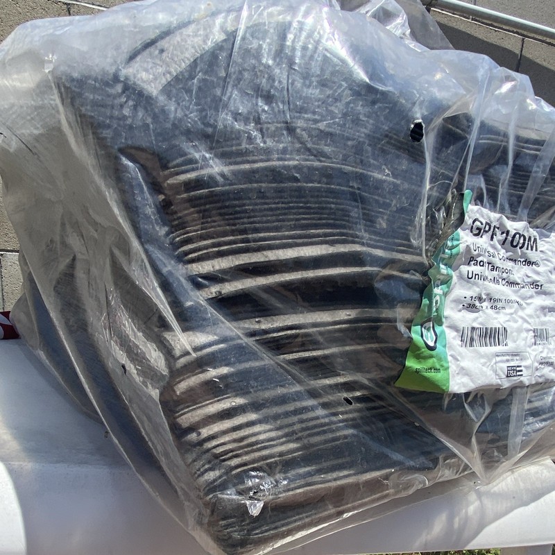 SpillTech GPF100M Universal Commander Sorbent Pads 15" x 19" 100/Pack NEW gallery