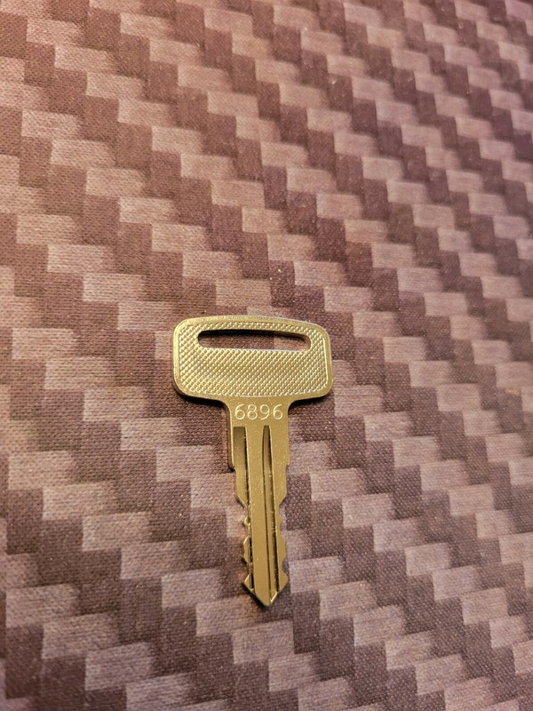 40786K Clarke / Advance spare key 56303526