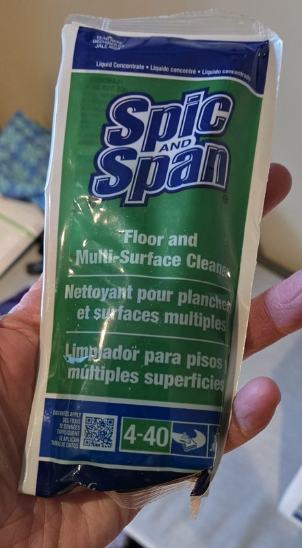 45 Count Spic and Span Floor Multi-Surface Concentrate Commercial Cleaner 3 oz gallery