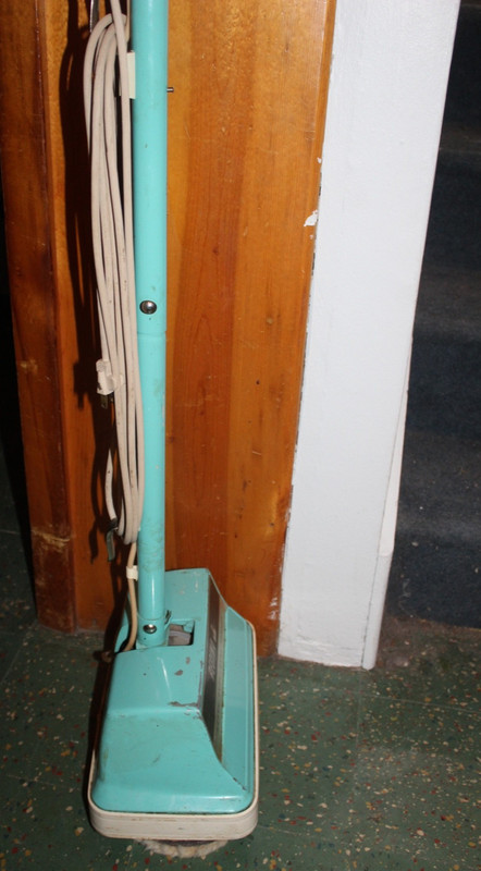 REGINA heavy duty DUAL BRUSH 1960's Floor polisher scrubber Great Condition gallery