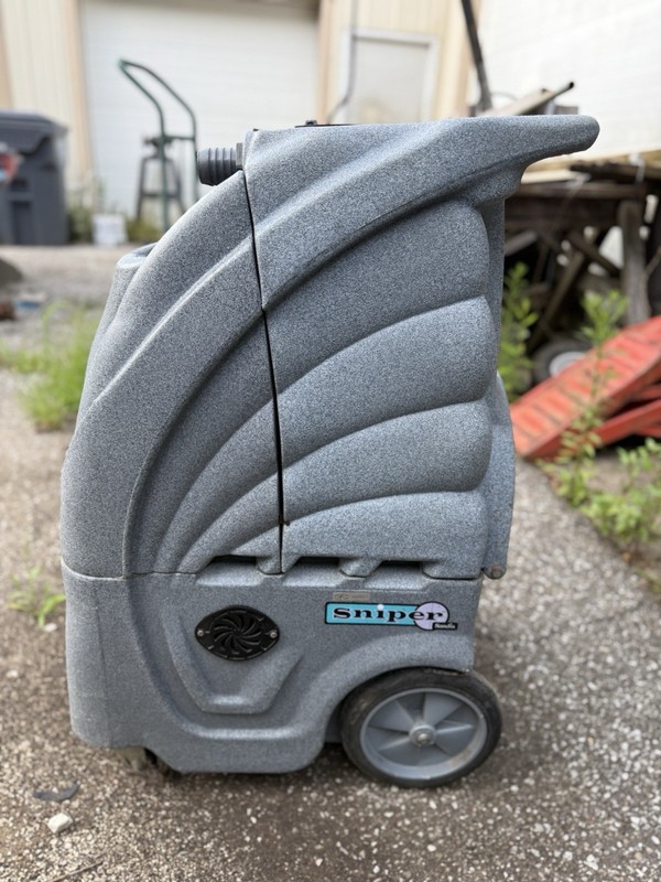 Used Sandia 2100 2Stage Vacuum Motor Sniper Commercial Extractor 6 Gallon Cap