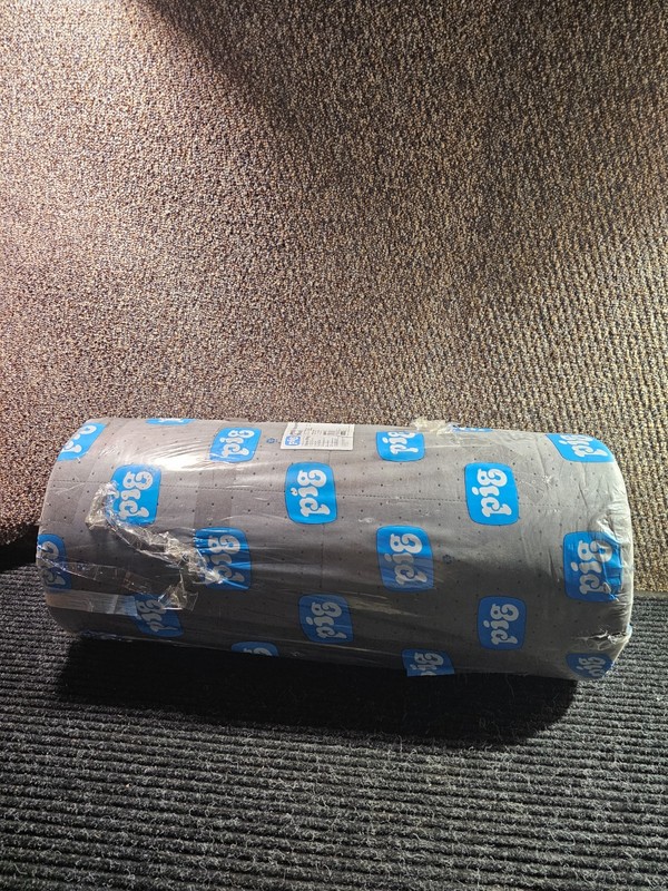 Pig MAT153 Sorbent Roll, 31 Gal, 30 In X 150 Ft, Universal, Gray, Polypropylene