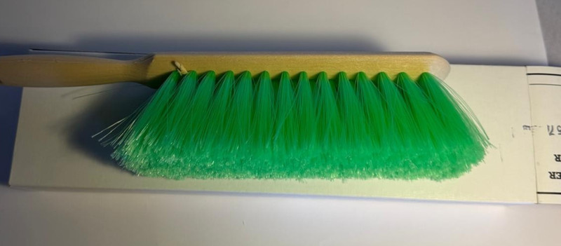NIB MAGNOLIA 12" HARDWOOD HANDLE COUNTER Gentle DUSTER Green FLAGGED Nylon #57
