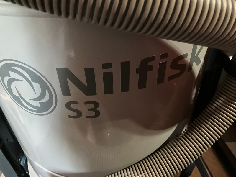 Nilfisk S3N1 #401 0300 477 Industrial, Shop Vacuum, 13 Gal, 270 Cfm, 3 Hp gallery