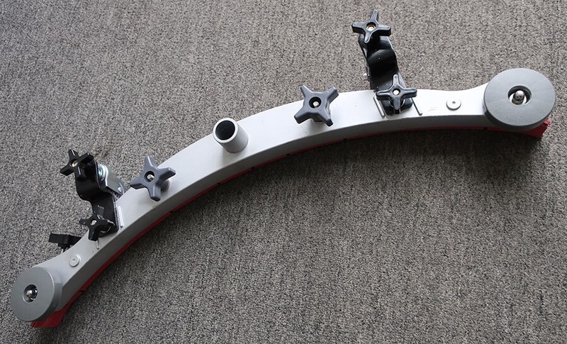 SQUEEGEE ASSEMBLY, UNKNOWN BRAND, 28" WHEEL-TO-WHEEL, 10.25" MOUNTING SCREWS gallery