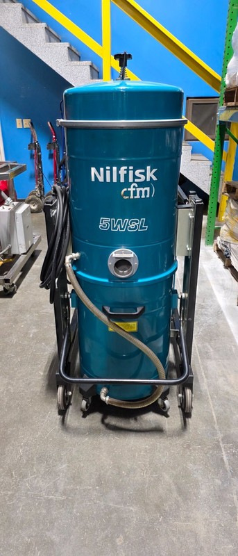 Nilfisk CFM Industrial Vacuum Dust Collector 220V 3‑Phase HEPA/ULPA — UNUSED
