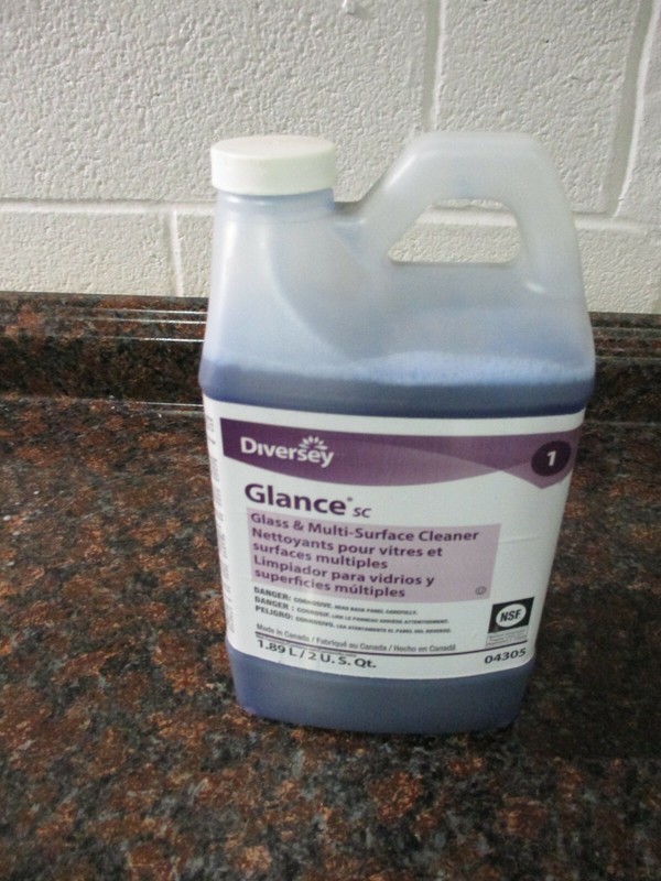 DIVERSEY GLANCE SC 04305 GLASS & MULTI SURFACE CLEANER #1 1.89L FREE SHIPPING