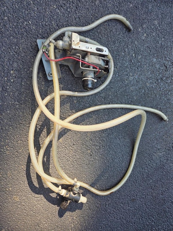 OEM TENNANT M17 EC H20 UNDER SYSTEM , HOSES AND MORE