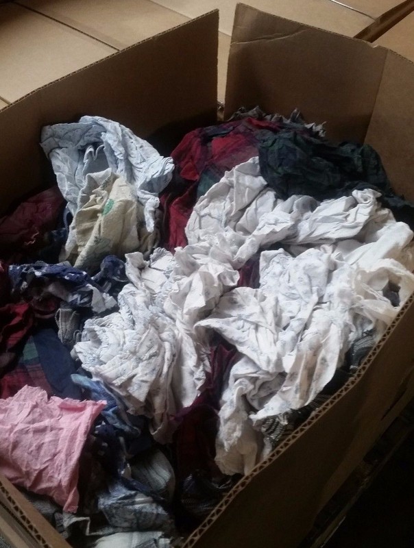 Box of Colored Flannel Rags (25 LB)