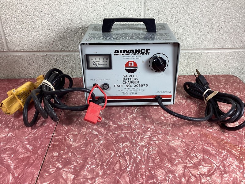Working Advance 24 Volt Battery Charger Part No. 206975 Model 12010 Used