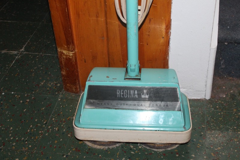 REGINA heavy duty DUAL BRUSH 1960’s Floor polisher scrubber Great Condition