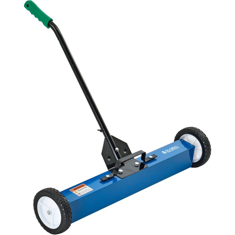 Global Industrial 30″W Magnetic Floor Sweeper