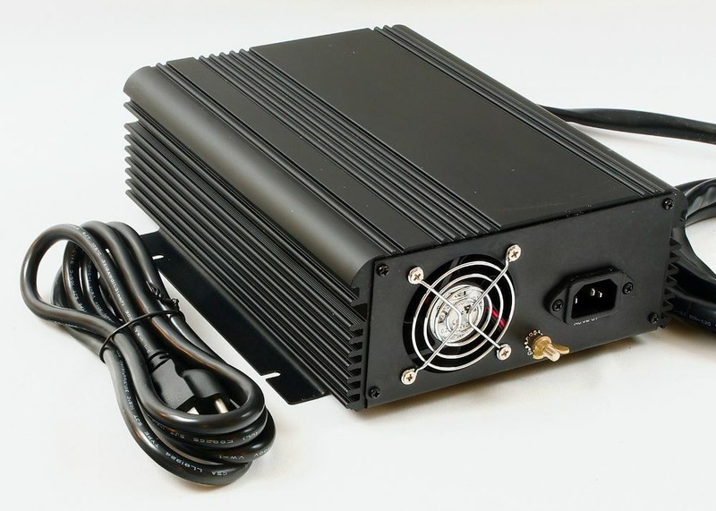 Clarke 56205983 - Charger,24V,12A,Scr Sb50 Red gallery