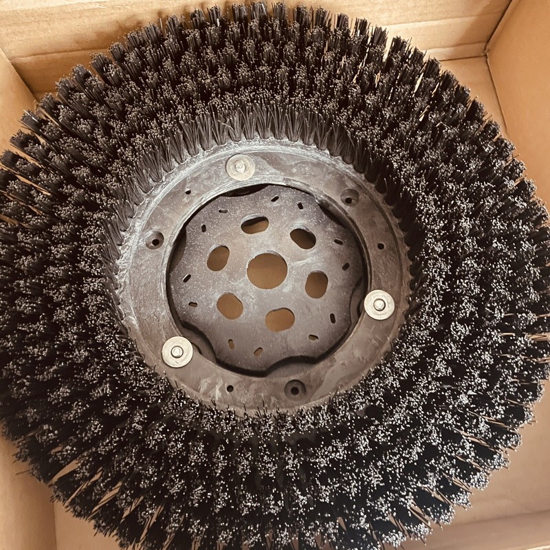 1220203 Tennant Brush Assy Disk Scb 12″ .020 Nylon, Open Box
