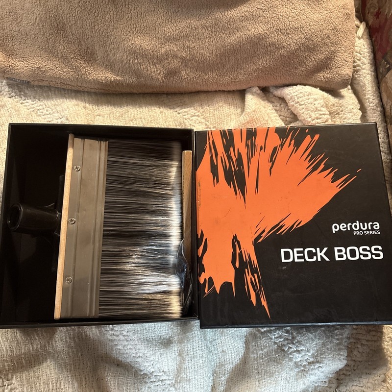 Deck BOSS by Perdura Pro Series Deck Stain Brush Applicator 7 inch Brush