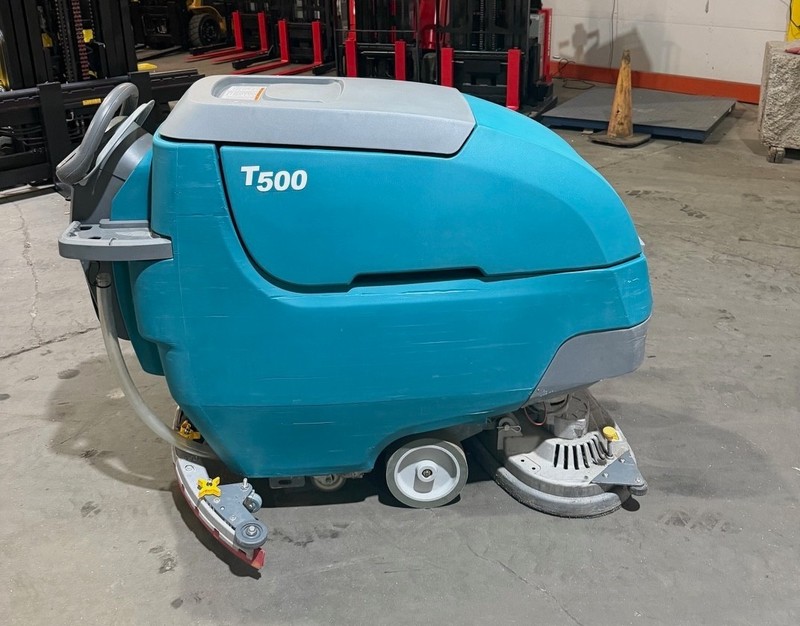 2020 Tennant T500 Walk Behind Floor Scrubber 26″ Cleaning Path 224 Hours