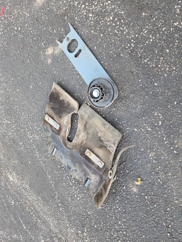 OEM TENNANT M17 H20 CYLINDER BRUSH COVER – RIGHT SIDE
